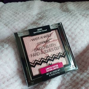 Wet 'n wild color icon baked blush
